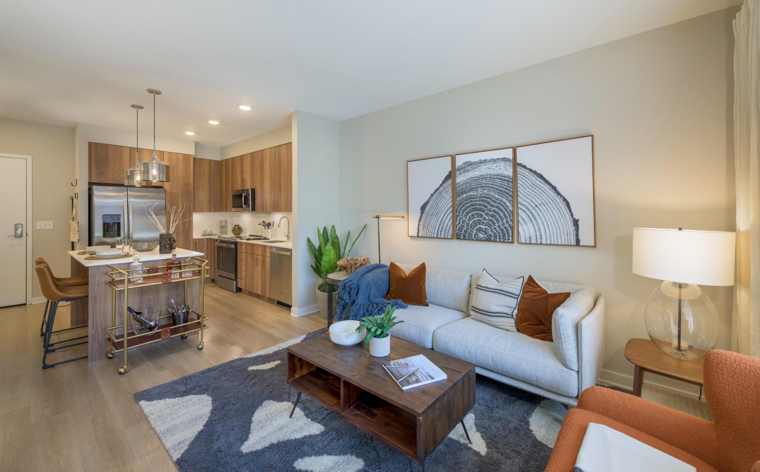 Find your perfect home among our variety of studio, 1-bedroom and 2-bedroom floor plans